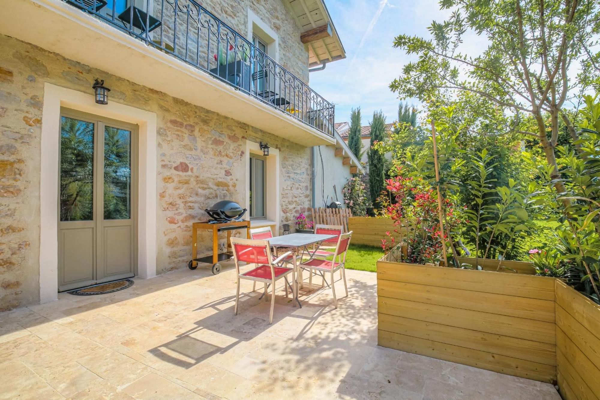 Charmante Maison Avec Piscine Proche Lyon Villa ดาร์ดิญญี ภายนอก รูปภาพ